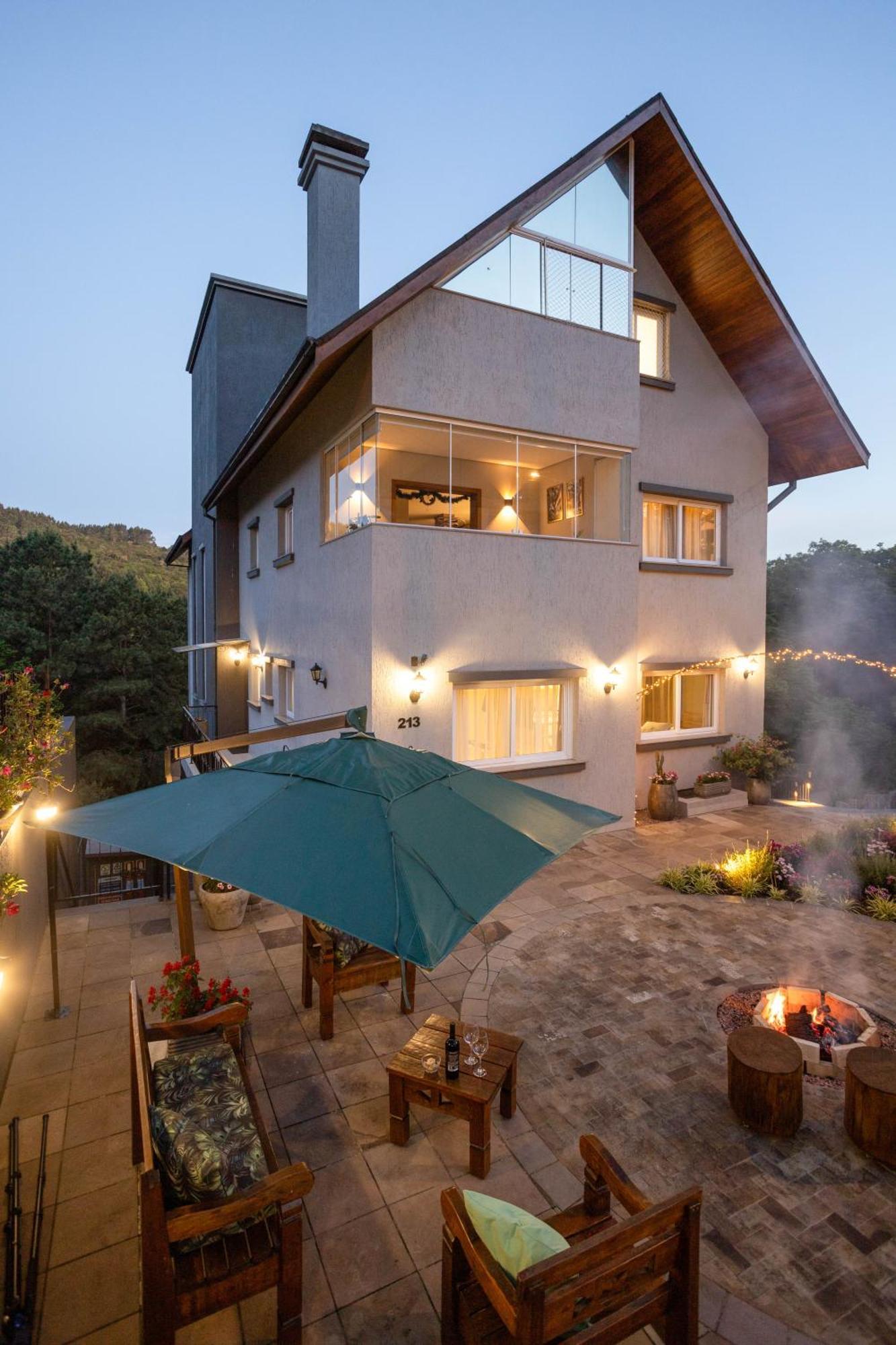 Villary Flats Guest house Gramado